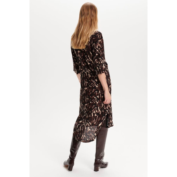 Soaked in Luxury Zaya dress in Dark Tricolour print is a shirt dress and available on top UK stockist colmershill.pro