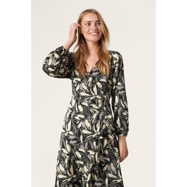 Soaked in Luxury Karven Dress Black Leaf available from top UK stockist colmershill.pro