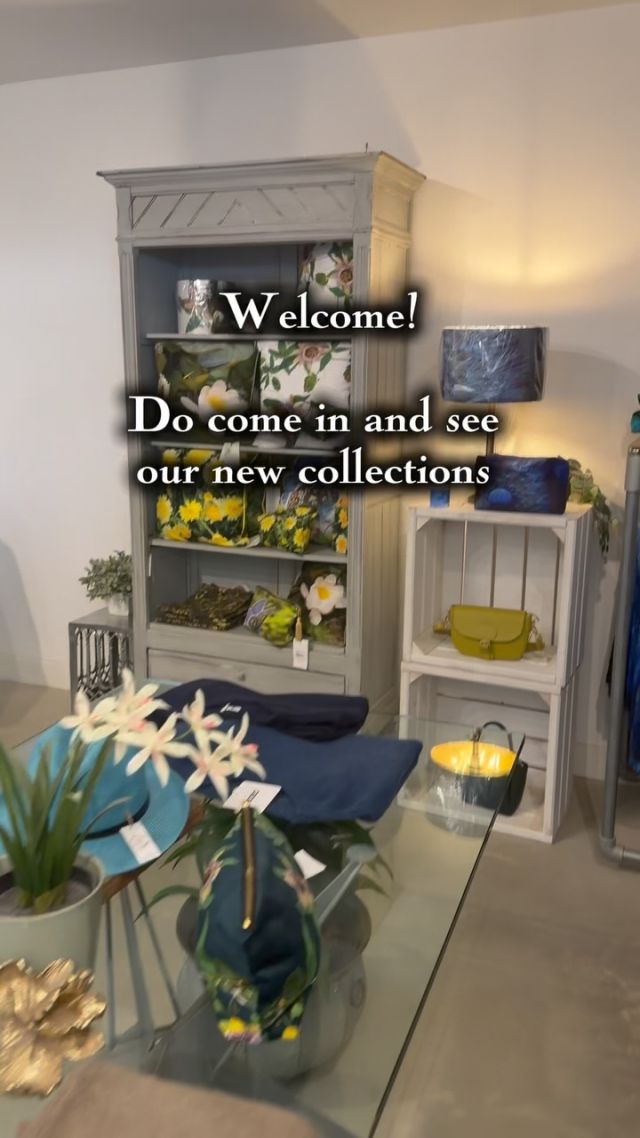 If you haven’t visited @colmershillfashion boutique at @symondsburyestate near #bridport #dorset , here’s how to find us when you arrive at the carpark. 

Come and take a look at our Autumn Winter women’s clothing collections in our boutique. We have a wide range of casual and special occasion pieces and are always getting new styles in. You can also check out our online shop (link in bio).

We look forward to seeing you at the Estate, where you can also find a cafe, art gallery, hair and beauty and other shops. 

#colmershillfashion #dorsetcoast #visitdorset
