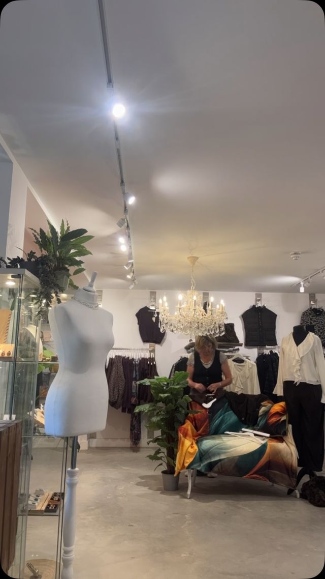Well we’ve done it again … 🍁🍂

The sale rails have gone, the boxes have been opened, the boutique has had a makeover and Autumn/Winter has officially arrived at Colmers Hill Fashion.

There are some gorgeous new pieces in this season and we’ll be showing you lots more over the next few weeks. Some are already online too, with plenty more still to be added.

We’d love to know what you think of our new selections.

Although, judging by the team, they’re already a success…

The team is very excited about the new collections.

Possibly too excited. 😂 🛍️

So please come and have a look before we buy it all ourselves!

#colmershillfashion  #dorset  #dorsetlife  #bridport #symondsburyestate